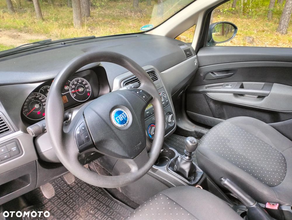 Fiat Punto 1.4 16V Dynamic - 37