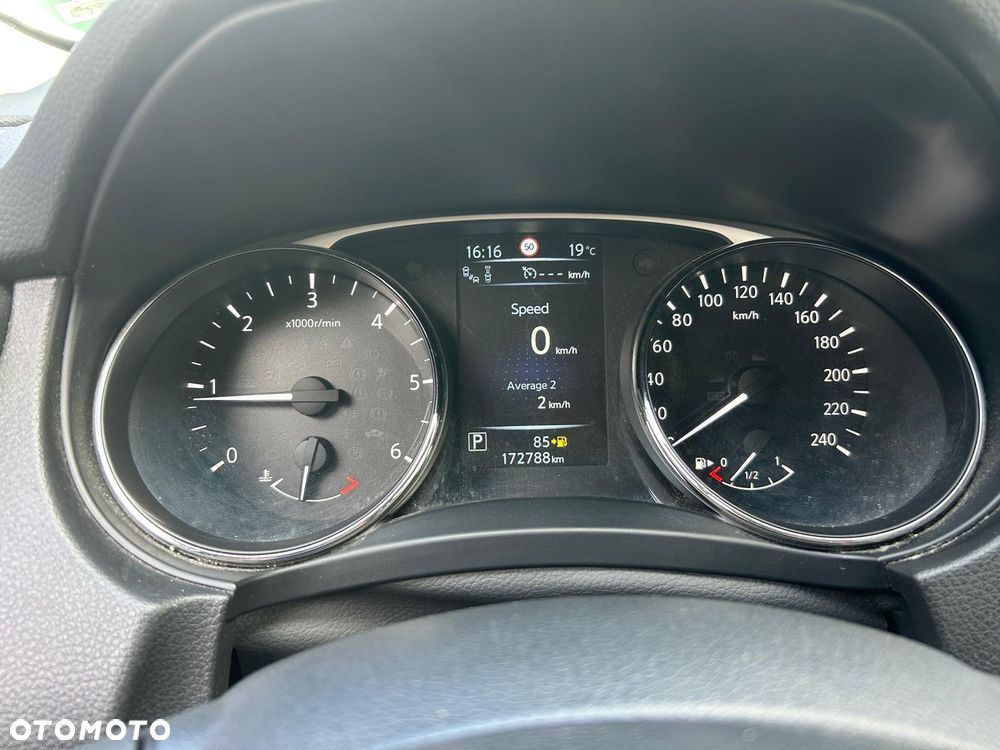 Nissan X-Trail 1.6 DCi Tekna 2WD Xtronic 7os - 30