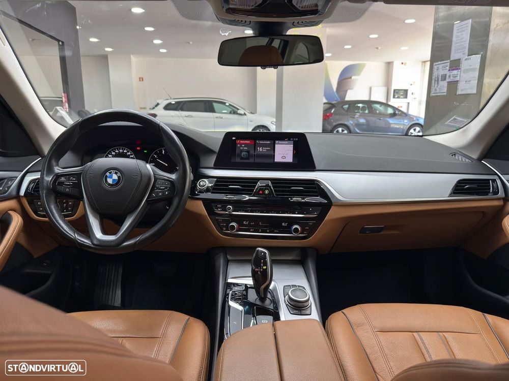 BMW 520 d Line Luxury Auto - 24