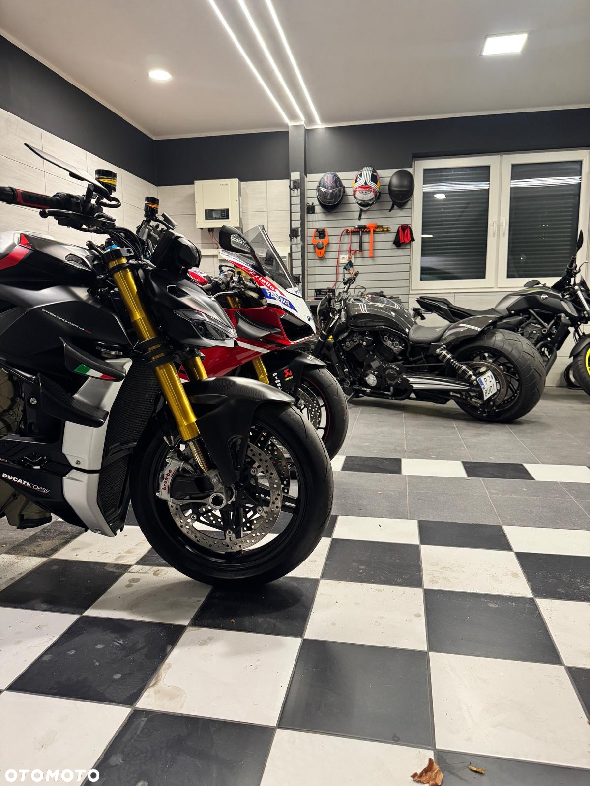 Ducati Streetfighter V4 - 11
