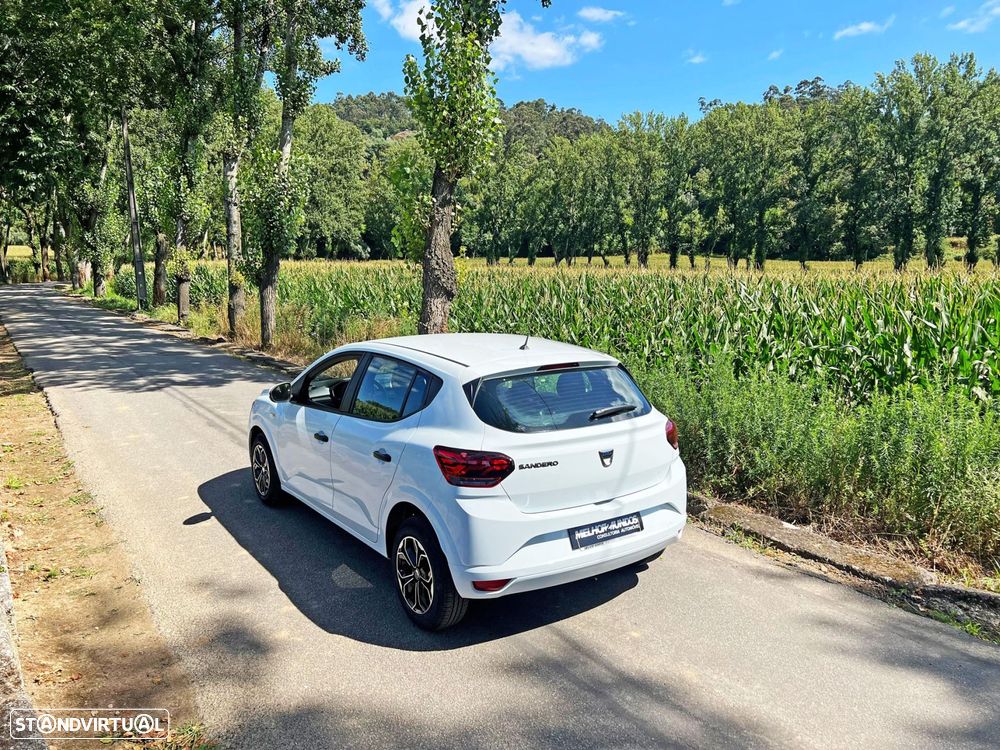 Dacia Sandero - 4