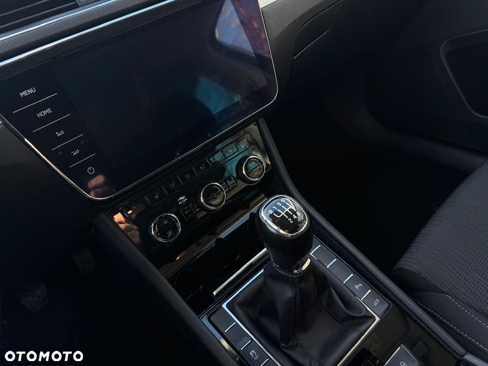 Skoda Superb 2.0 TDI Ambition - 16