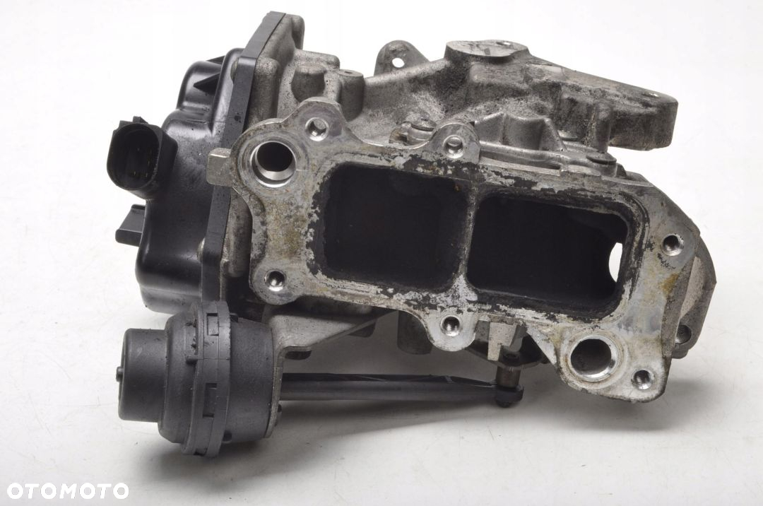 AUDI A4 B8 2.0 TDI ZAWÓR EGR 03L131512DN - 3