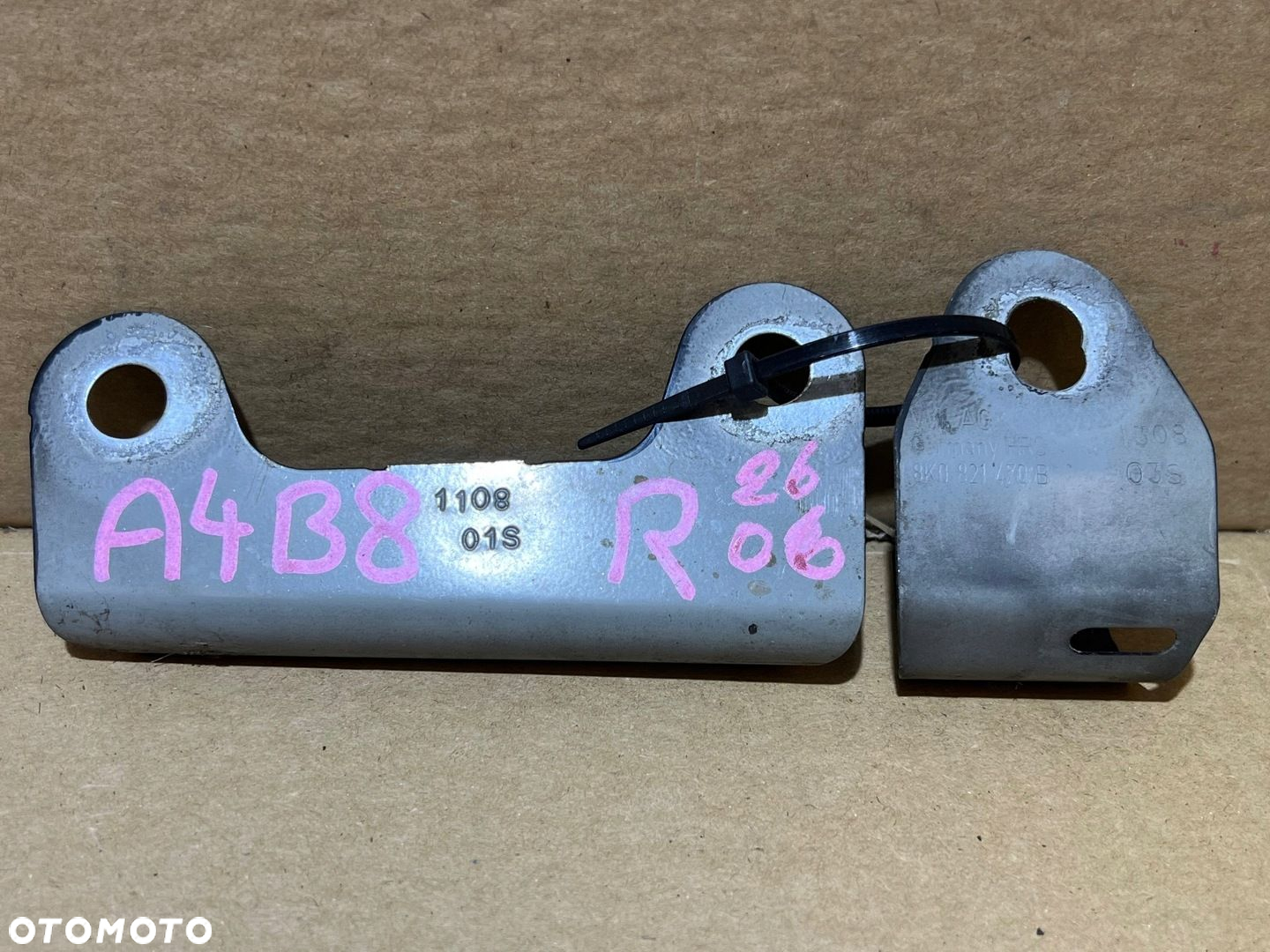 AUDI A4 B8 UCHWYT WSPORNIK MOCOWANIE BŁOTNIKA PRAWY PRZÓD 8K0821468A - 2
