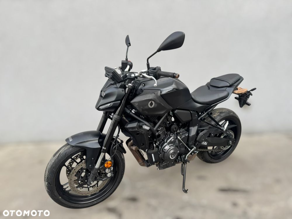 Yamaha MT - 6