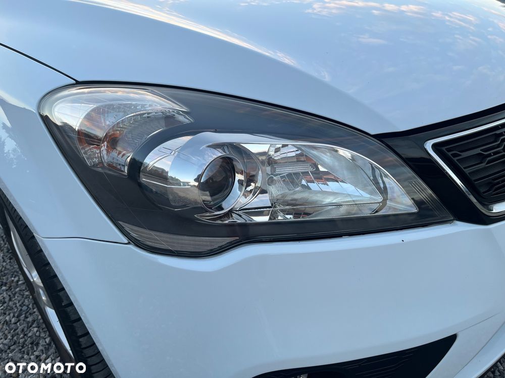 Kia ProCeed 1.4 CVVT Dream-Team Edition - 12