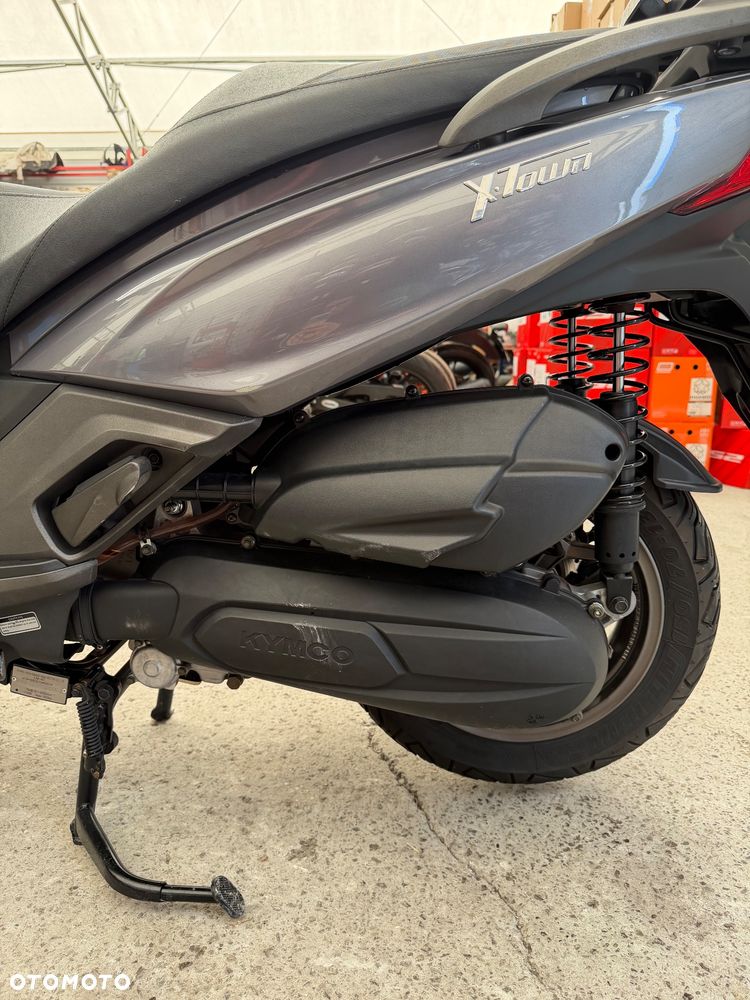 Kymco X-Town - 12