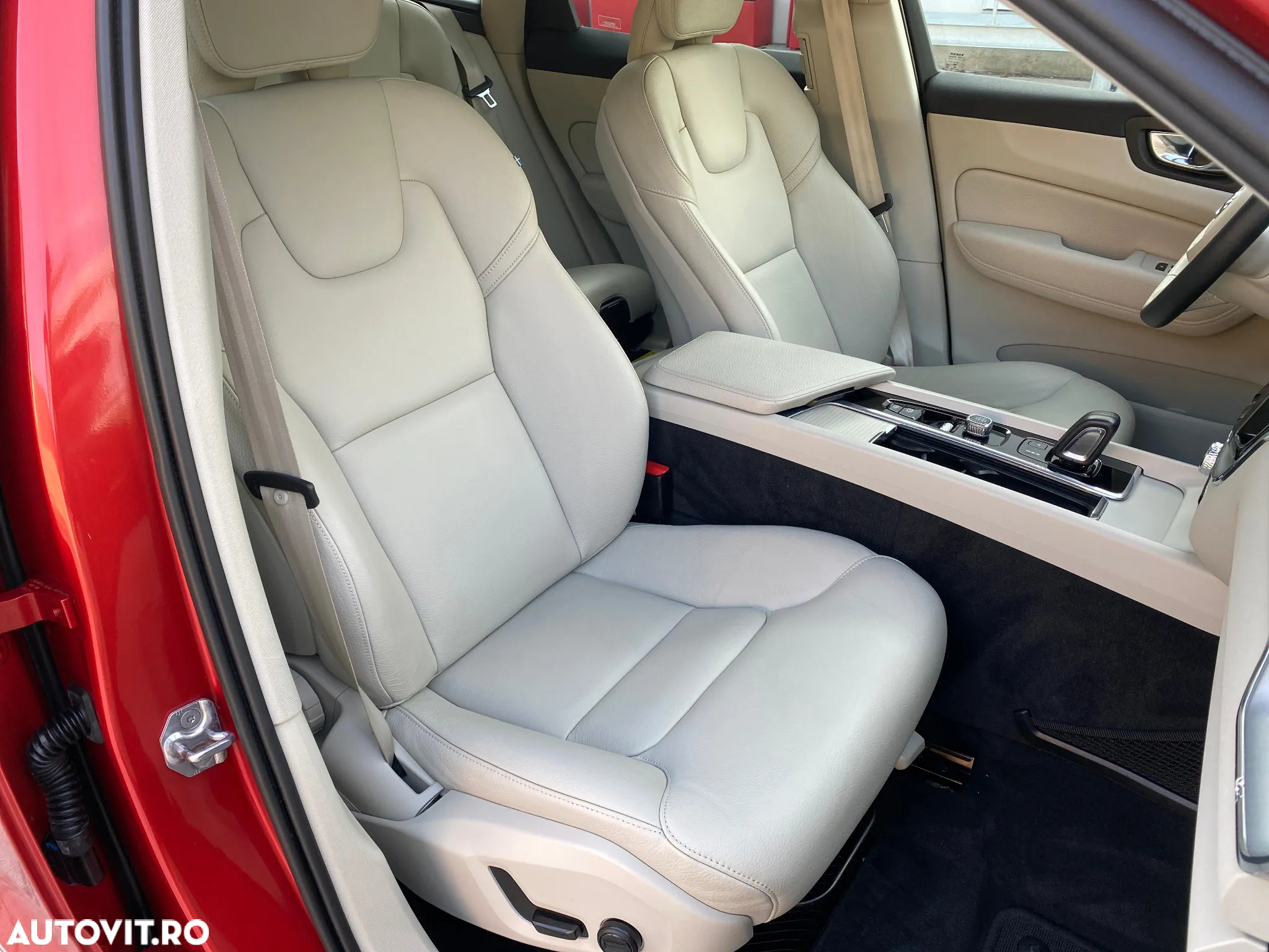 Volvo XC 60 T6 AWD Recharge Geartronic Inscription - 13
