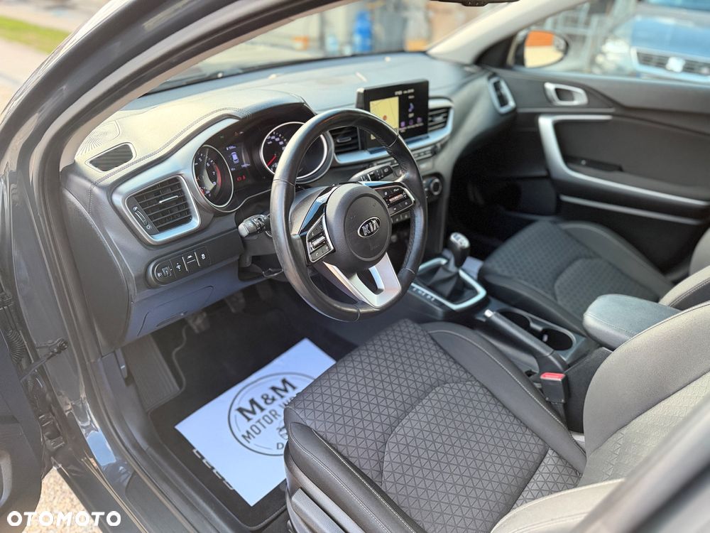 Kia Ceed 1.4 Vision - 17