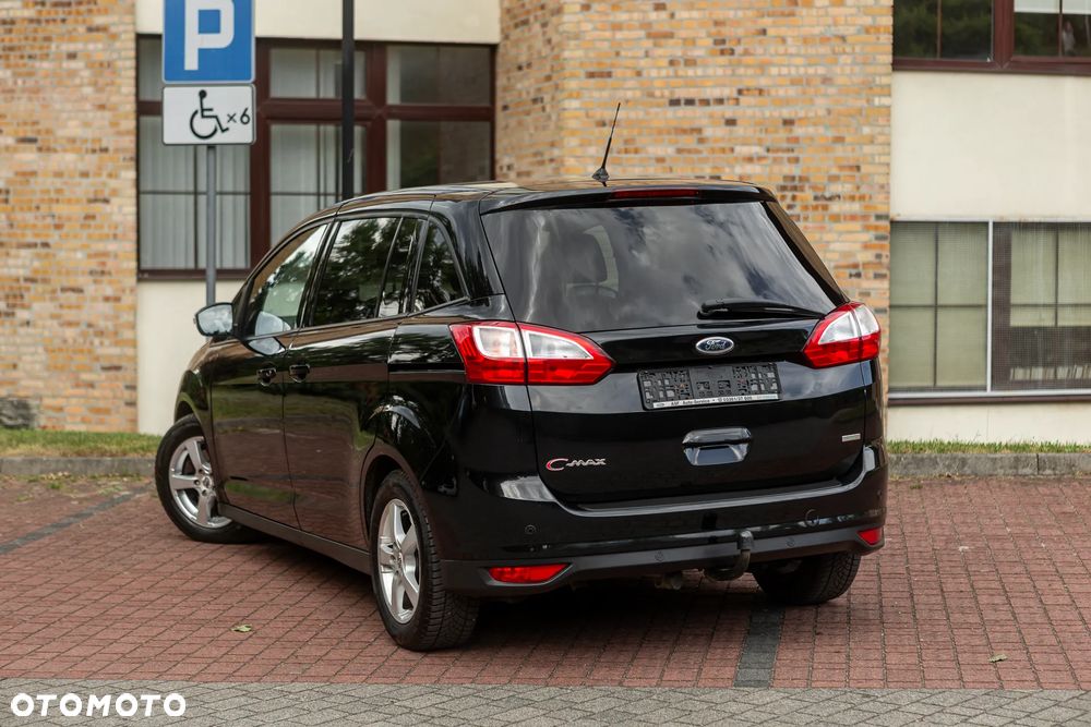 Ford Grand C-MAX - 15