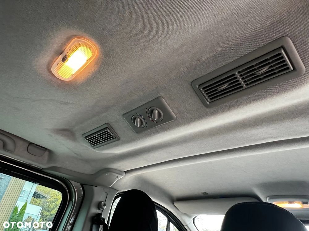 Opel Vivaro L2H1 2.9t Edition Tour - 11