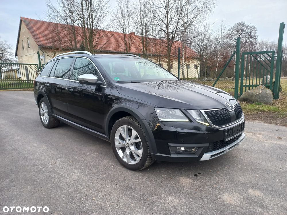 Skoda Octavia 2.0 TSI 4x4 DSG Scout - 8