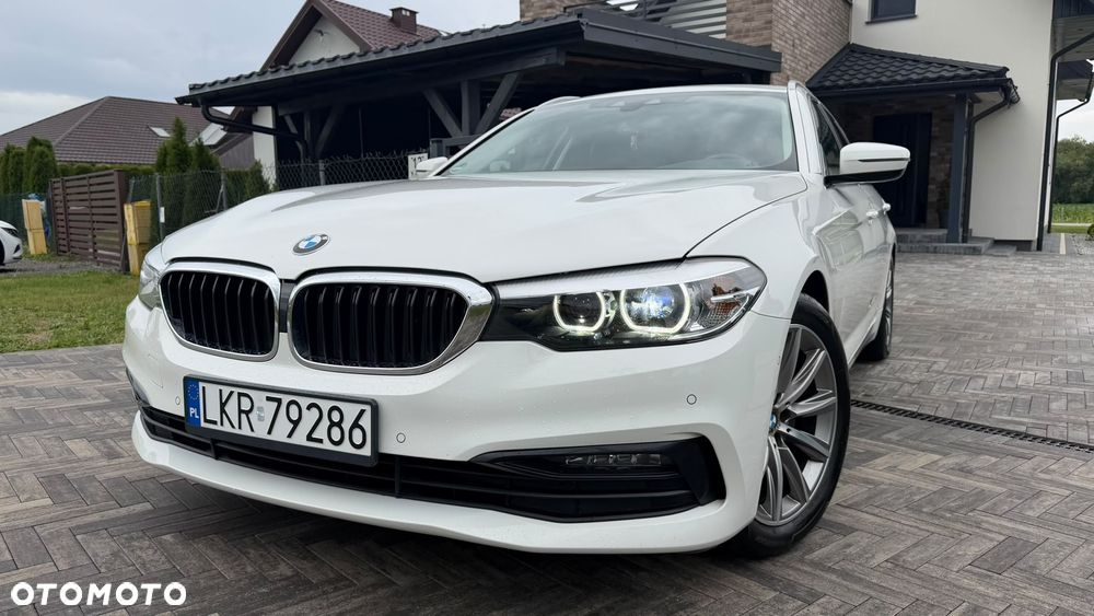 BMW Seria 5 520d xDrive Sport Line - 1