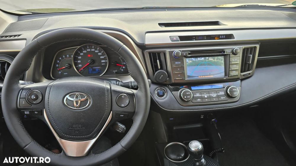 Toyota RAV4 2.2 D-4D 4WD Executive - 8