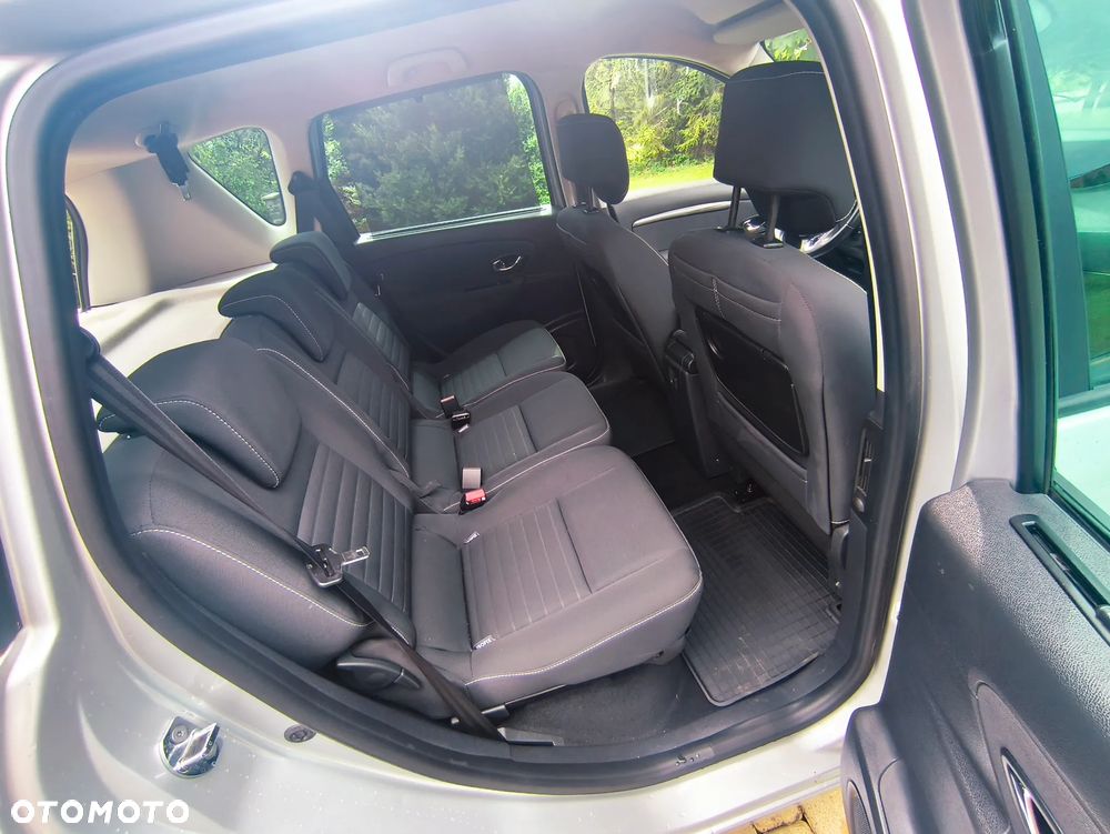 Renault Scenic 1.5 dCi Limited - 9