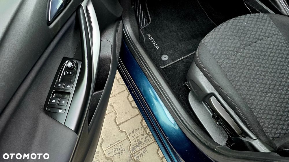 Opel Astra 1.4 Turbo Edition - 17