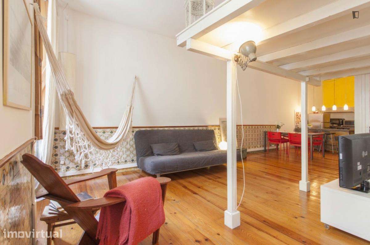 Apartamento com 1 quartos - localizado em Baixa Lisbon - Grande imagem: 2/7