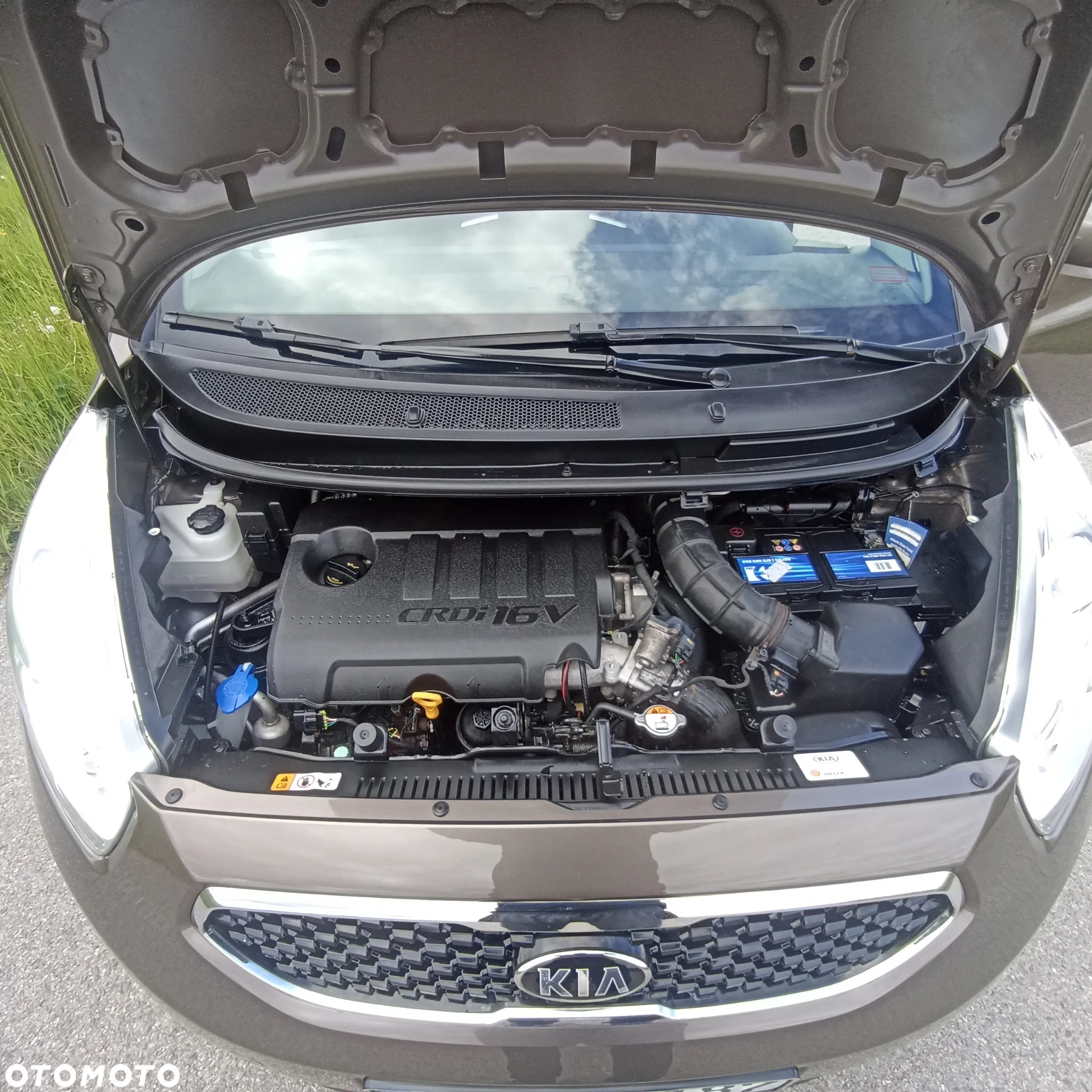 Kia Venga 1.6 CRDi 128 Titanium Collection - 36