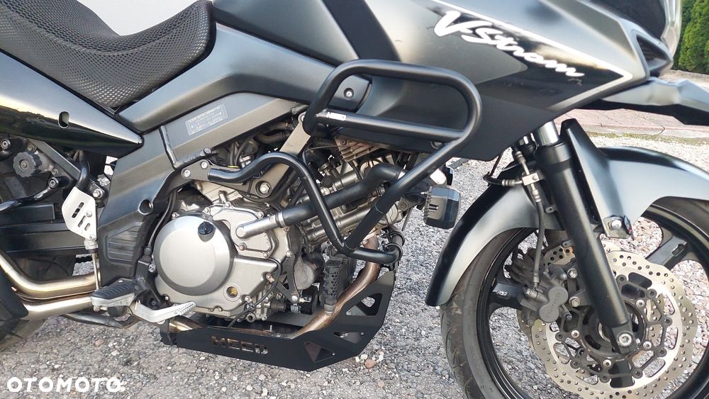 Suzuki V-STROM - 8