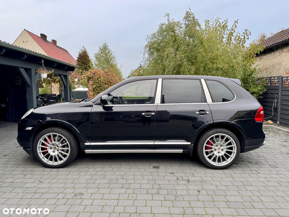 Porsche Cayenne Turbo - 6