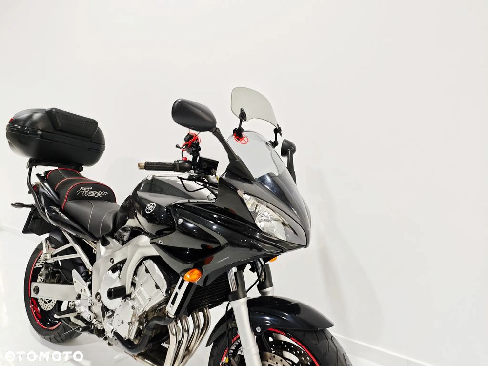 Yamaha FZ - 6
