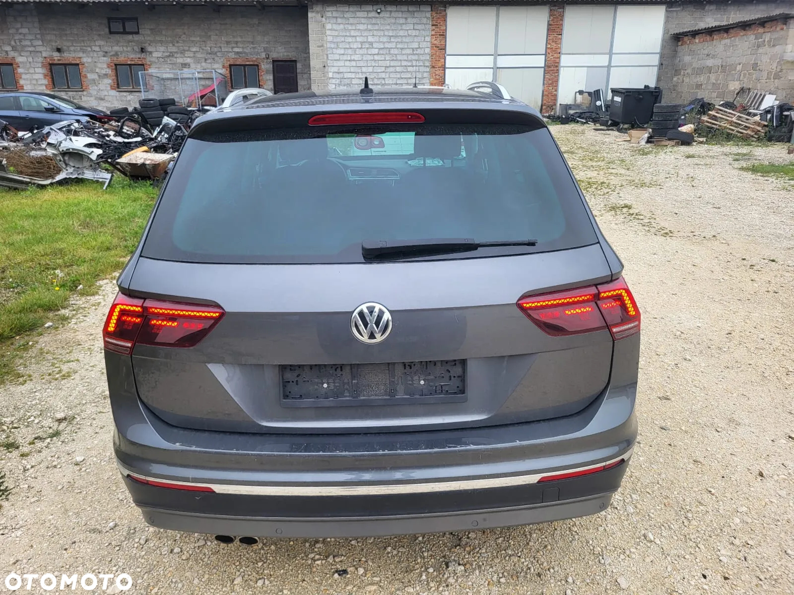 Volkswagen Tiguan 2.0 TDI BMT SCR Comfortline - 3