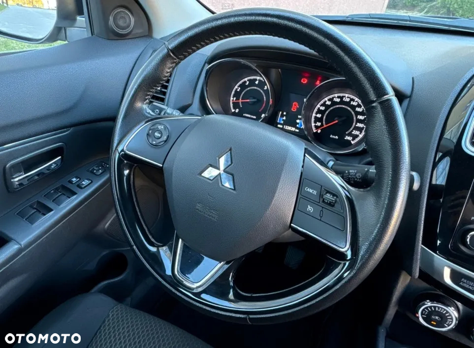 Mitsubishi ASX 1.6 Cool Edition - 30