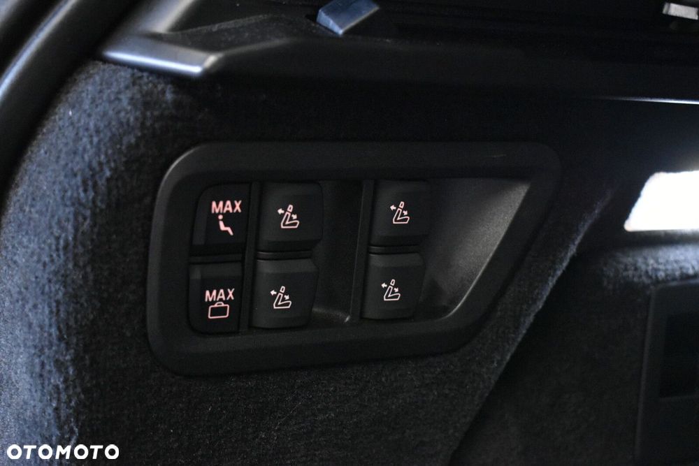 BMW X7 - 41