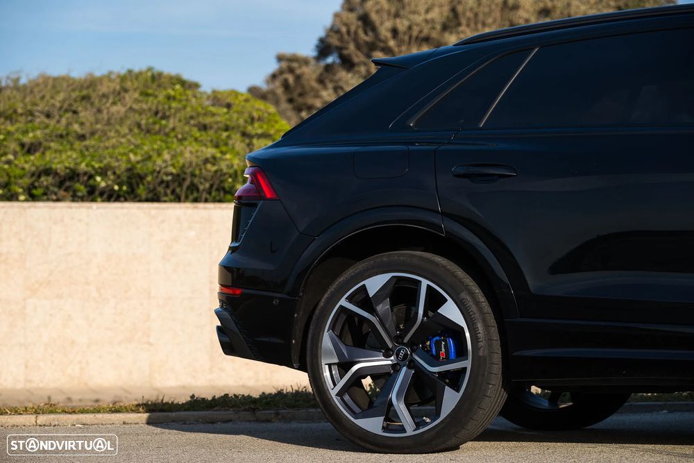 Audi RS Q8 TFSI quattro Tiptronic - 26