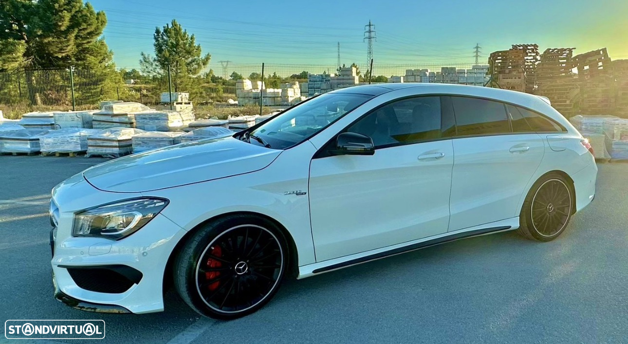 Mercedes-Benz CLA 45 AMG 4Matic Shooting Brake Speedshift 7G-DCT - 29