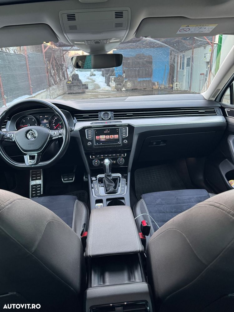 Volkswagen Passat 2.0 TDI DSG 4Motion Highline - 7