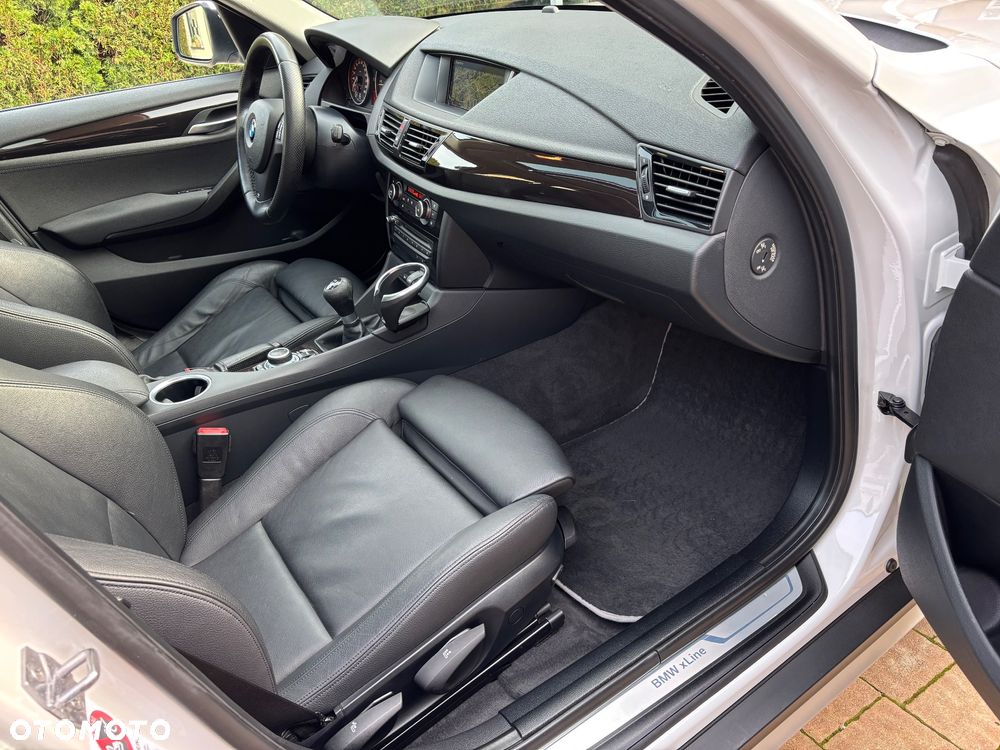 BMW X1 xDrive20d xLine - 23
