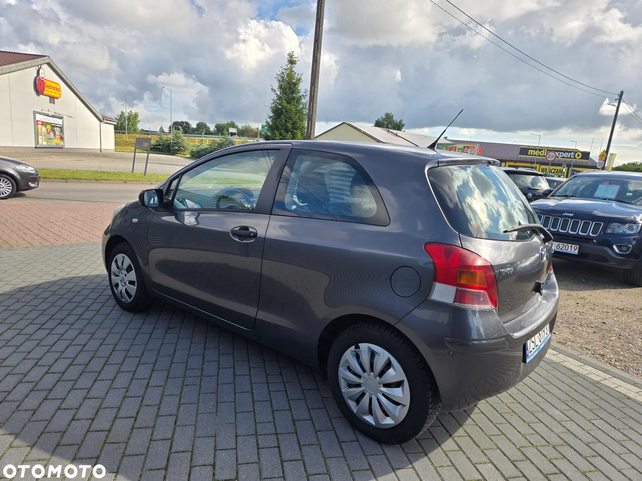 Toyota Yaris 1.0 Active - 4