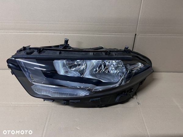 LAMPA LEWA MERCEDES A KLASA 177 A177 W177 ZWYKŁA LED DEMONTAŻ ŁADNA