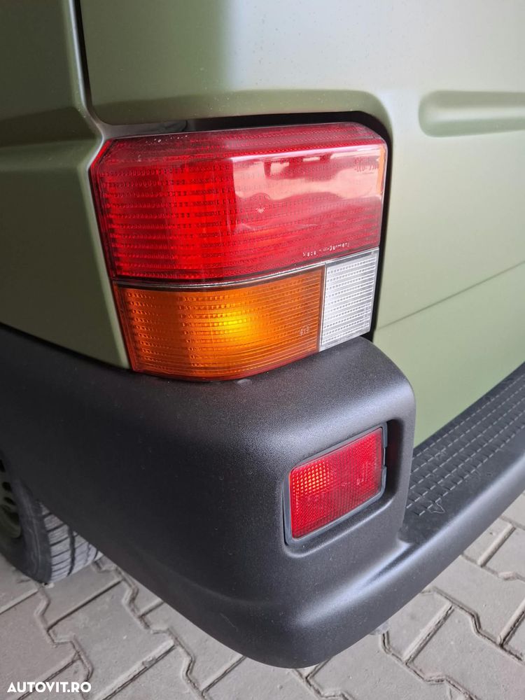 Volkswagen Transporter - 9
