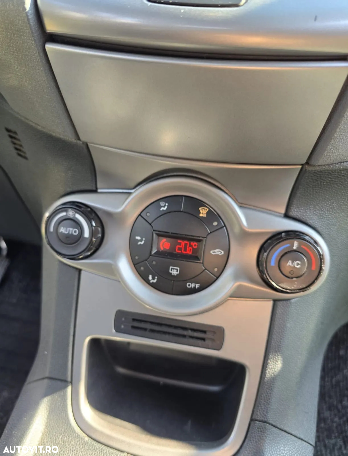 Ford Fiesta 1.4 TDCi Comfort - 7
