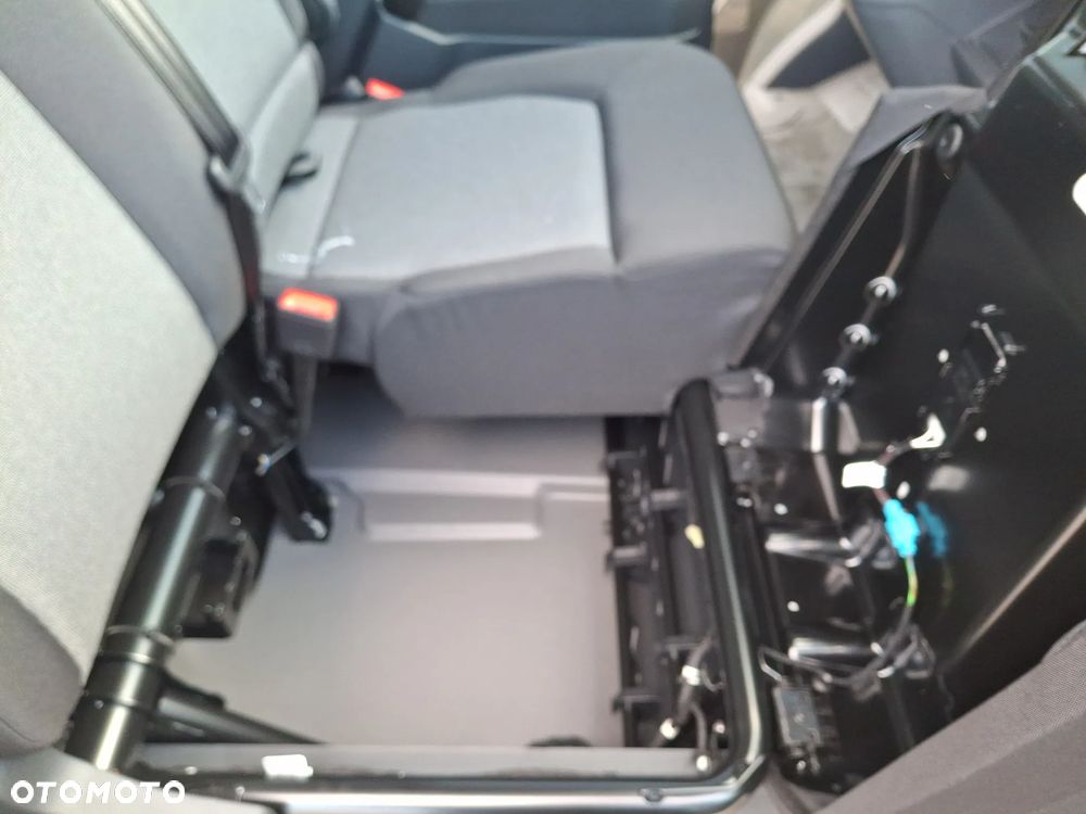 Volkswagen Crafter - 31
