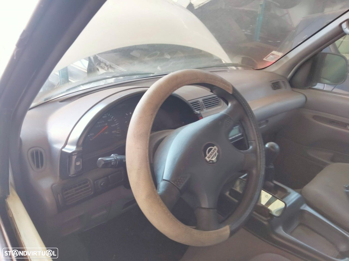 Nissan Vanette 2.3D de 2001 disponível para peças - 7
