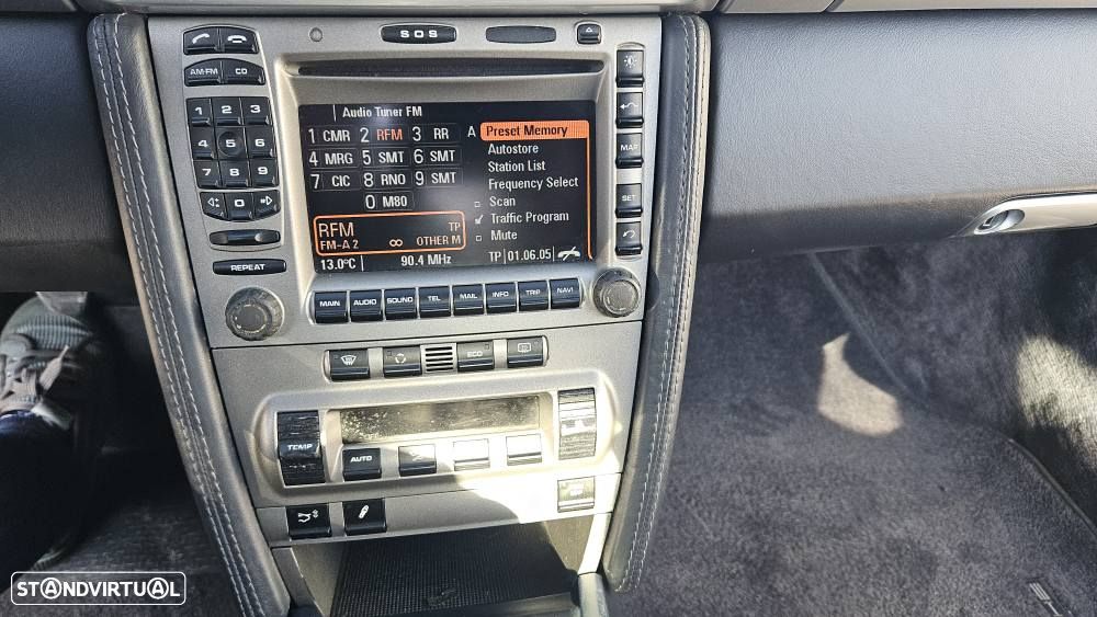 Porsche 911 Série F - 8