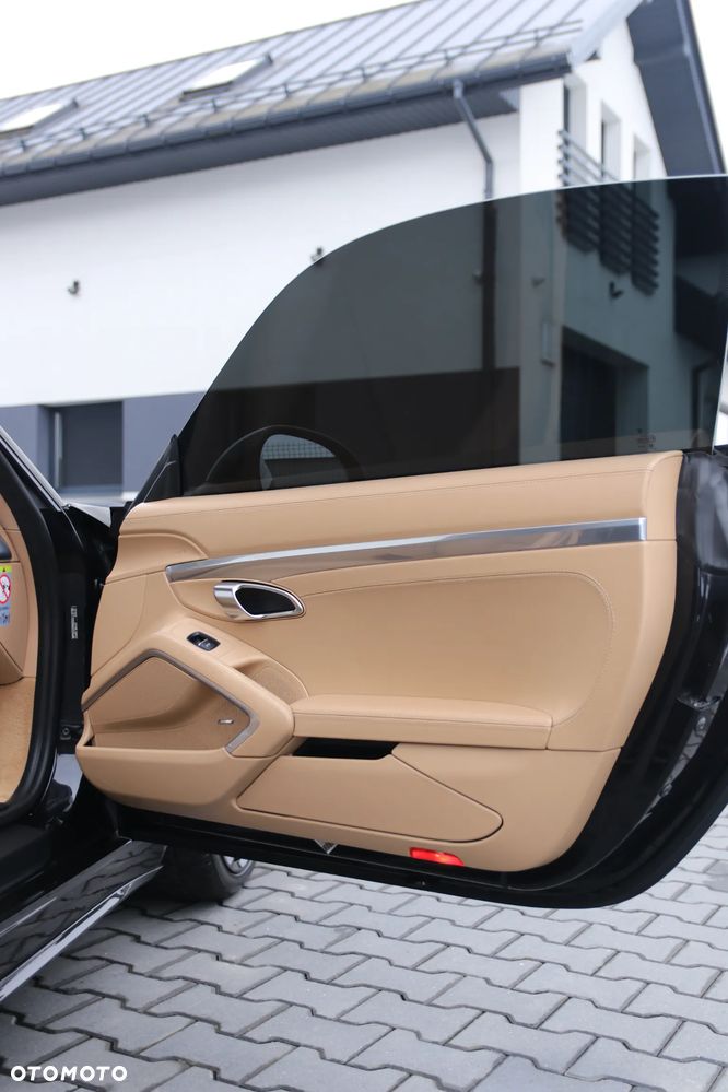 Porsche 911 Carrera 4S PDK - 32