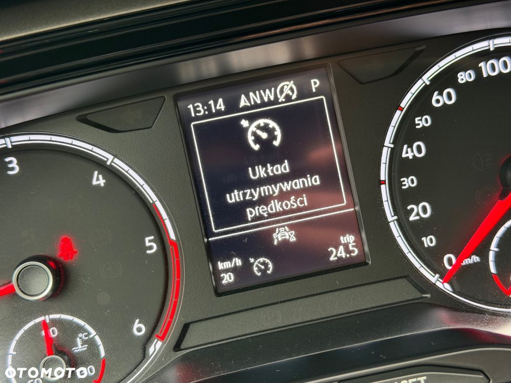 Volkswagen Polo 1.6 TDI SCR DSG Comfortline - 29