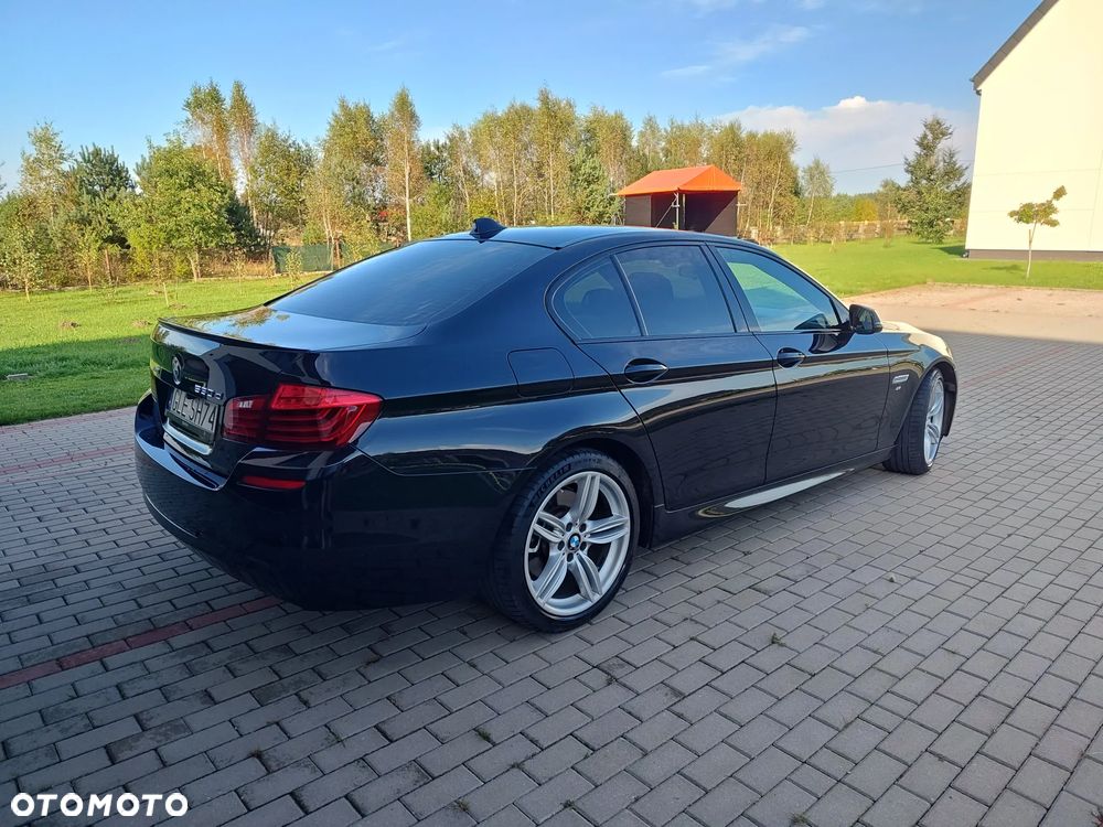 BMW Seria 5 530d xDrive - 7