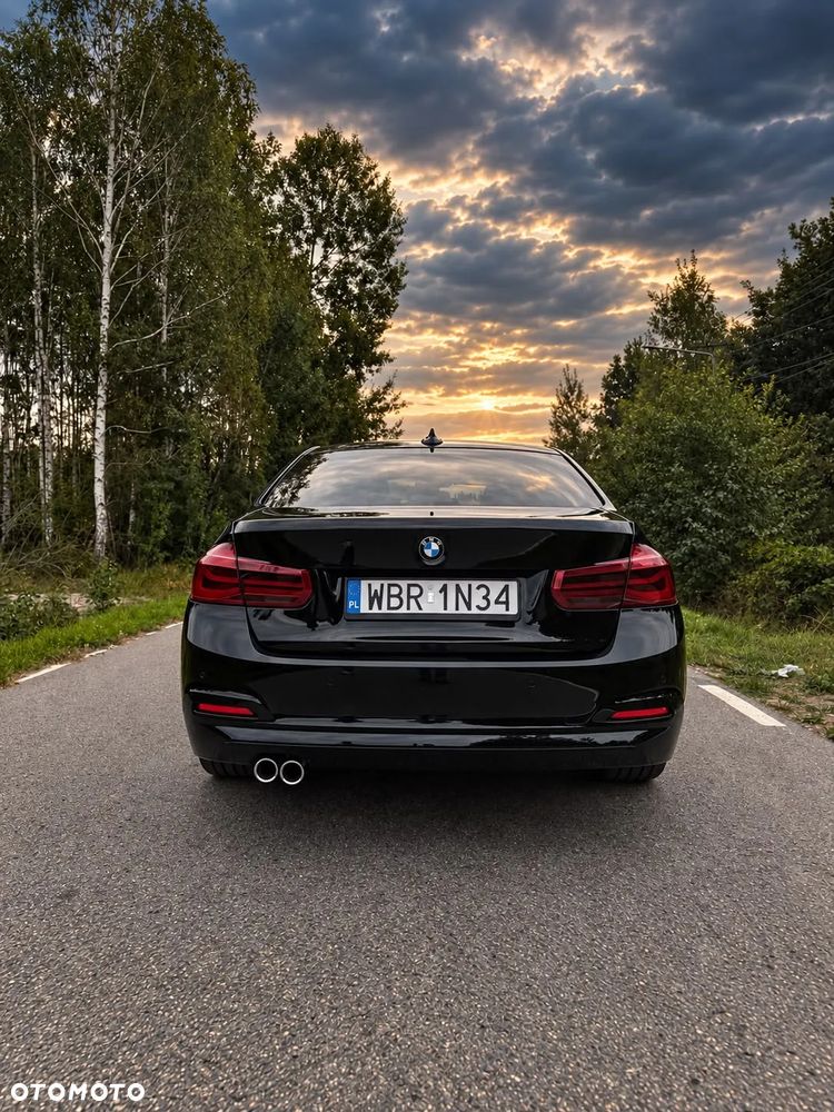 BMW Seria 3 320d Sport Line Shadow - 7