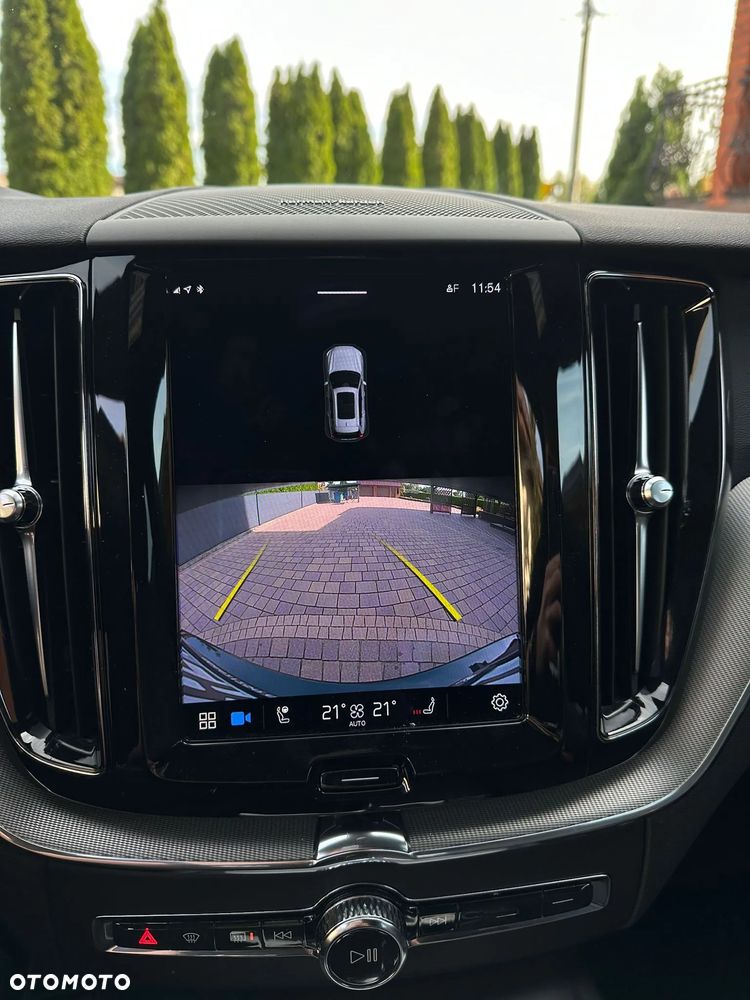 Volvo XC 60 B4 D Geartronic RDesign - 12