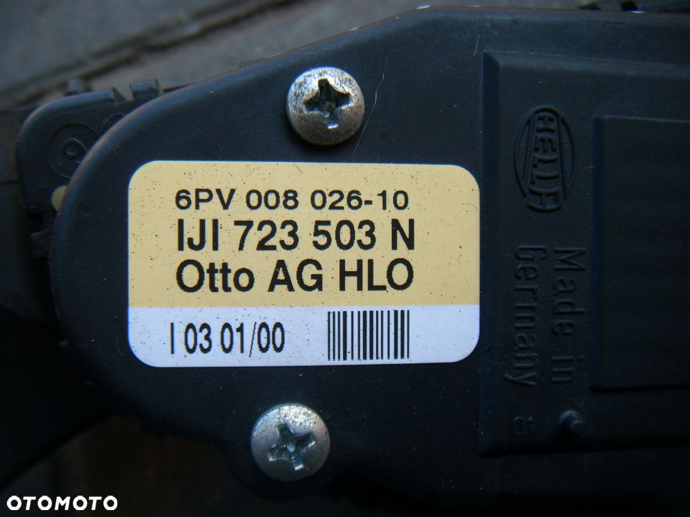 audi a3 8l 1.8 01r pedał- potencjometr gazu  1j1723503n - 2