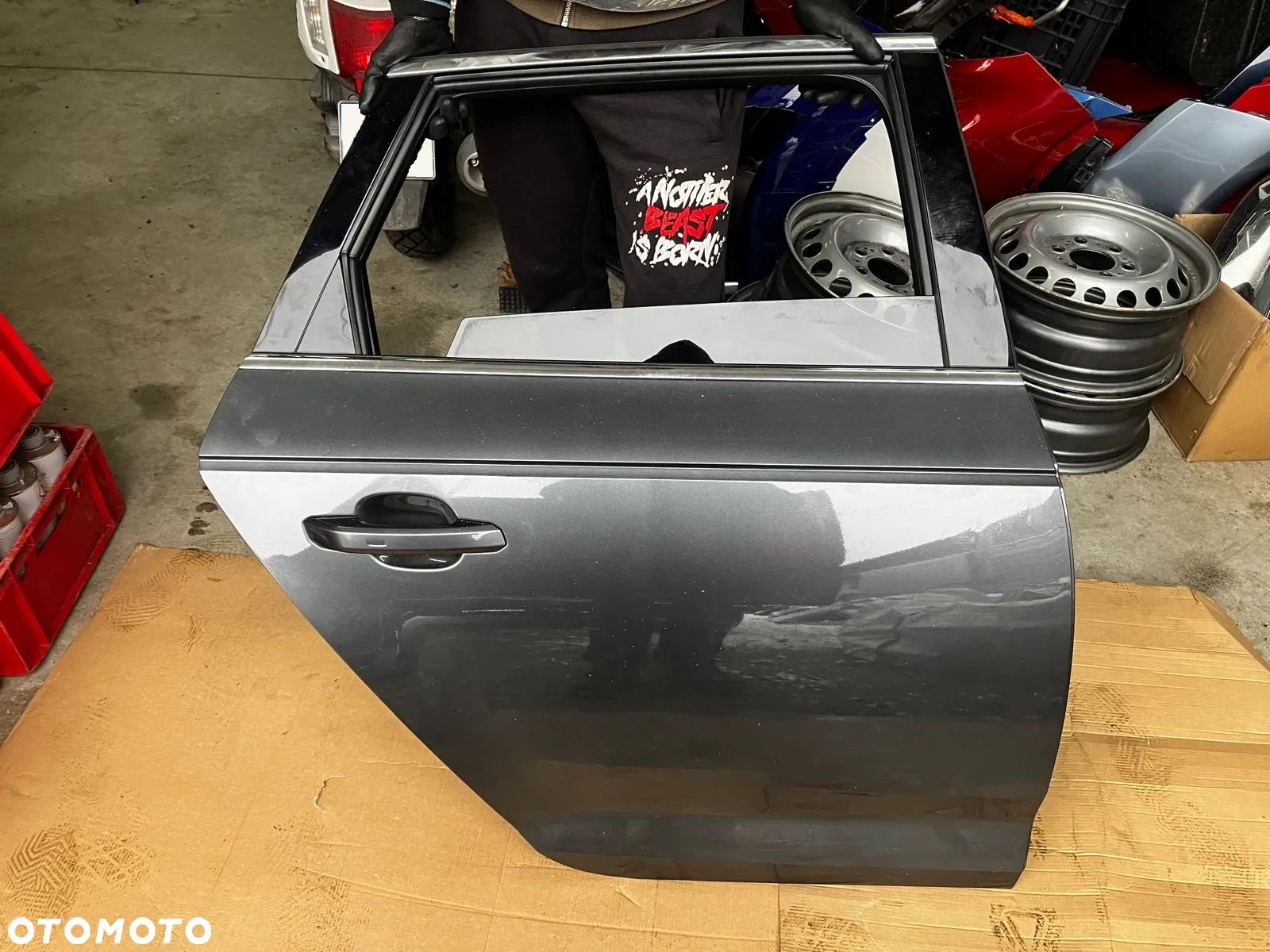 DRZWI PRAWE TYŁ KPL AUDI A4 B9 8W KOMBI LZ7S - 1