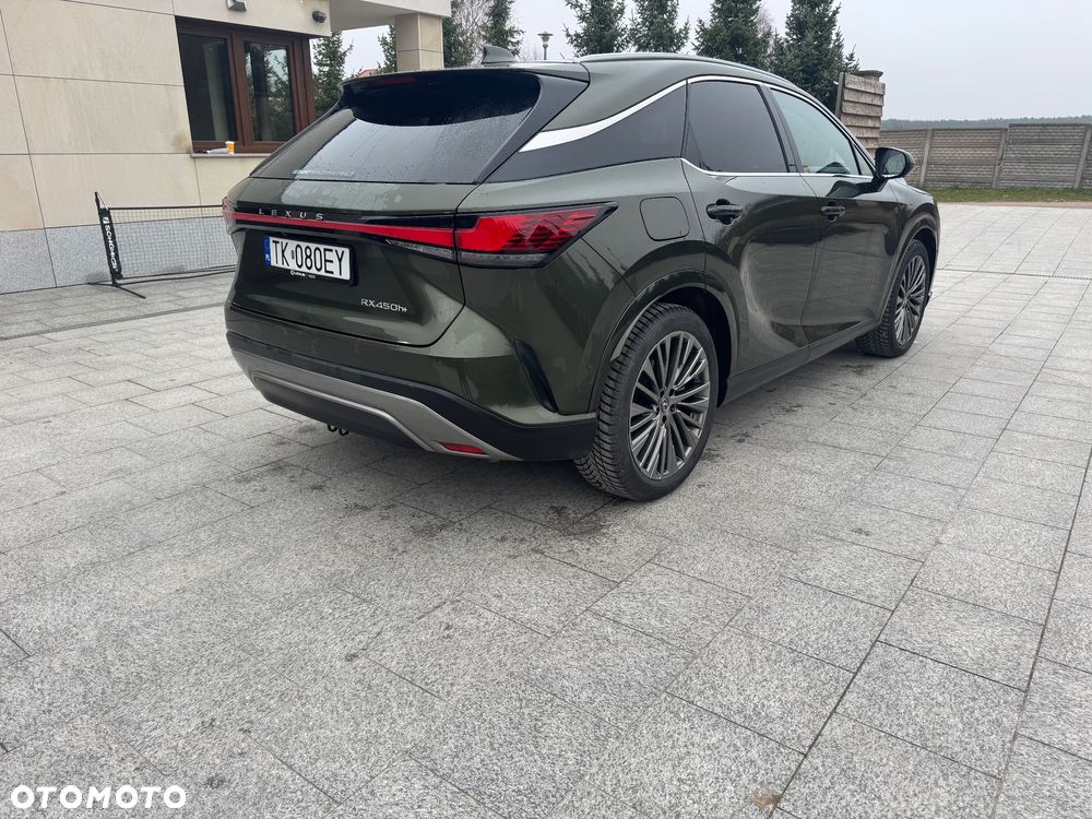 Lexus RX 450h+ Omotenashi - 4