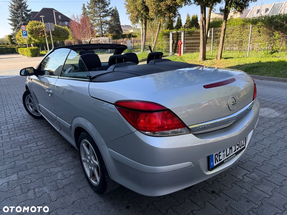 Opel Astra 1.6 Catch me - 16