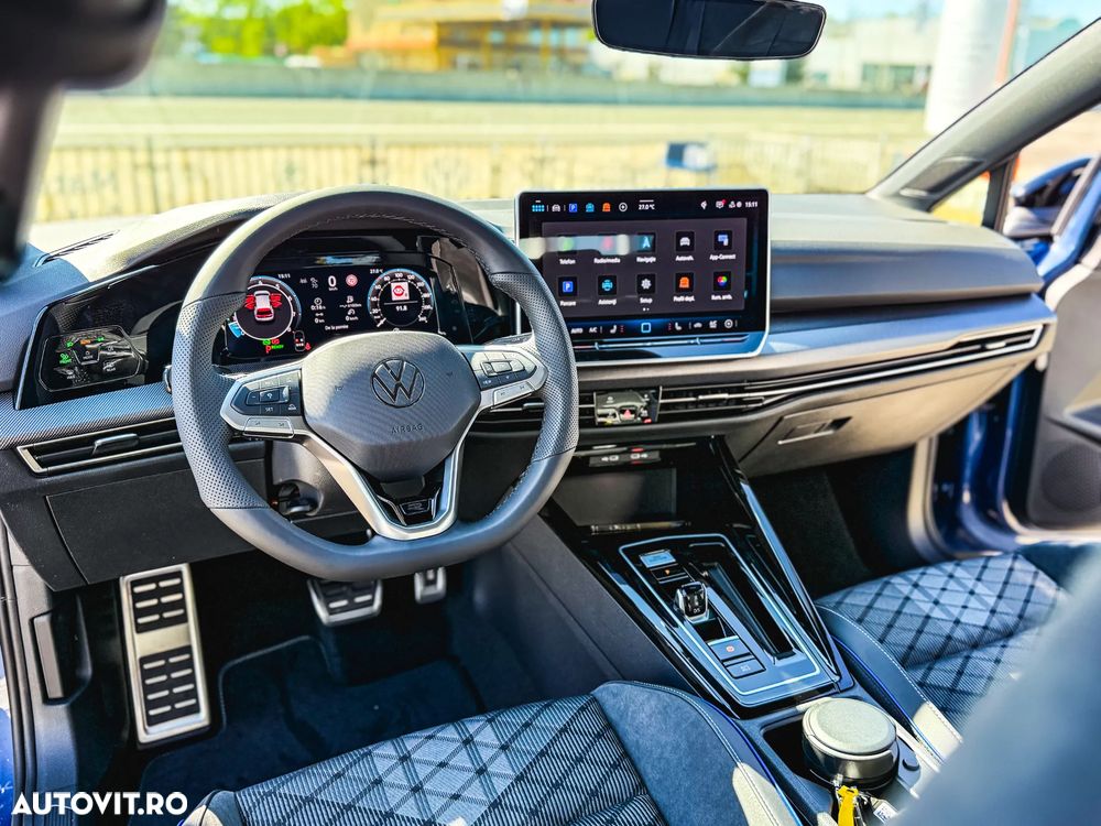 Volkswagen Golf 1.5 eTSI MHEV 150CP DSG R-Line - 18