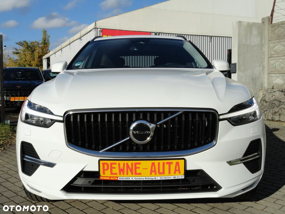Volvo XC 60 B4 D AWD Geartronic Momentum Pro - 3